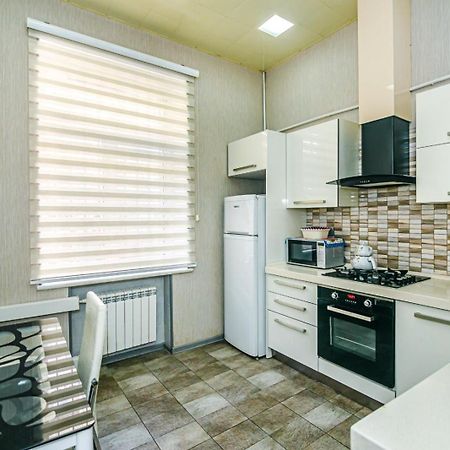 באקו Azneft Square Deluxe Apartment מראה חיצוני תמונה