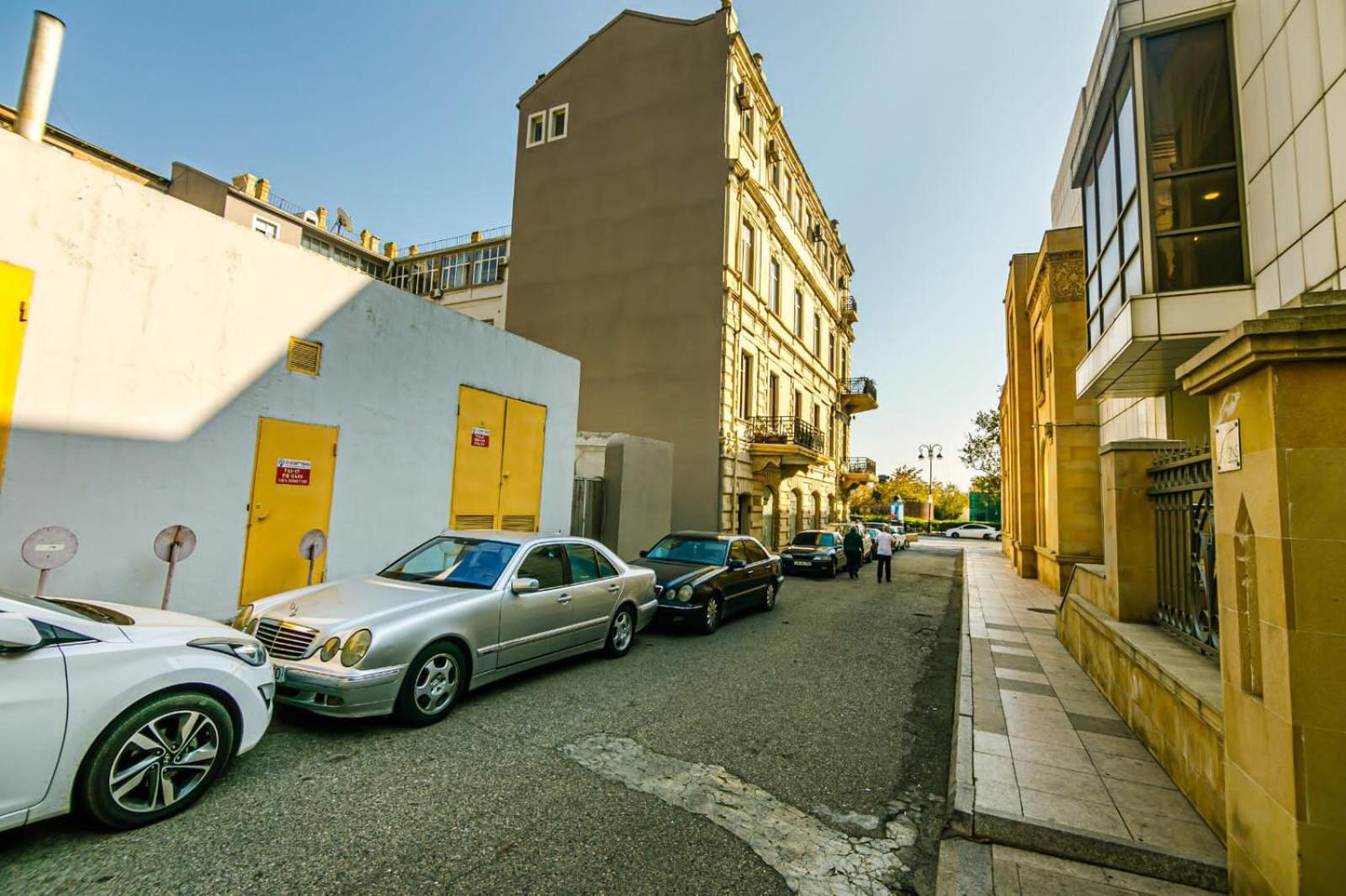 באקו Azneft Square Deluxe Apartment מראה חיצוני תמונה